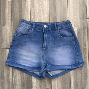 KENDALL AND KYLIE HIGH WAISTED SHORTS